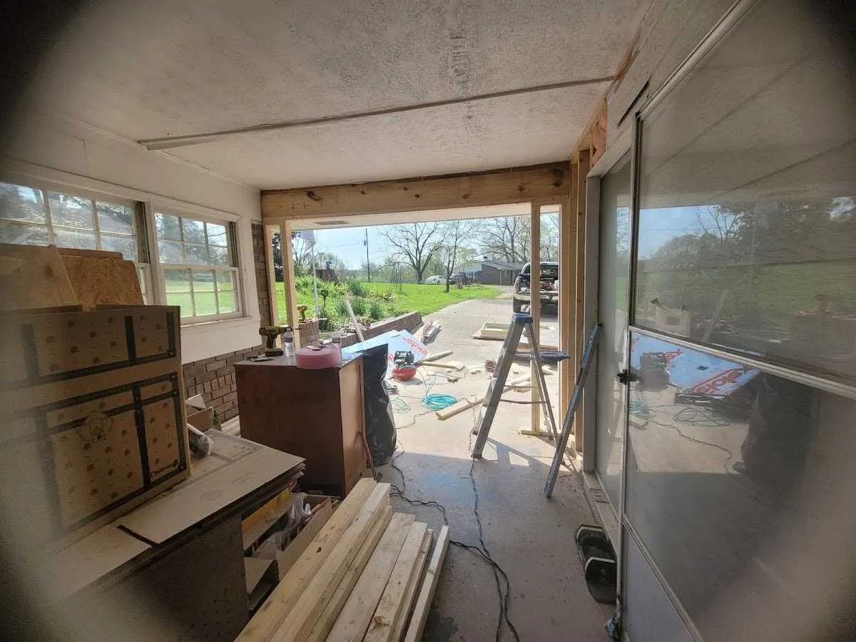 Air movers and dehumidifier for Water Mitigation Services in Almont