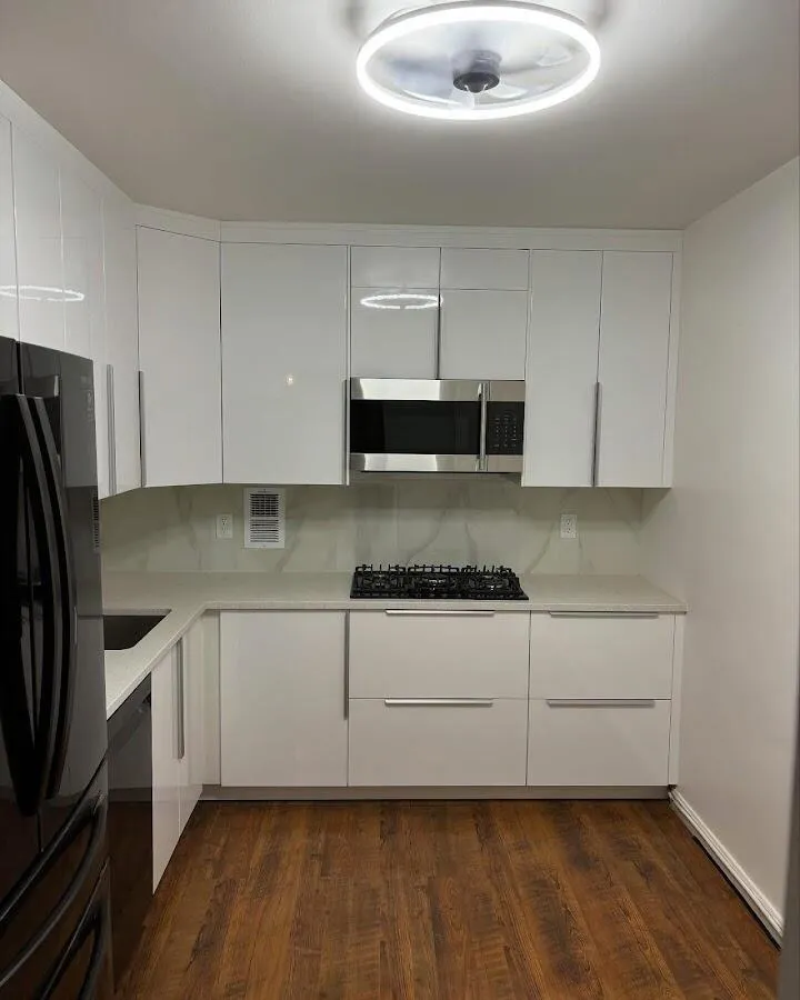 Renovated kitchen with quartz countertops in Almont
